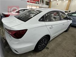 ئێم جی 5 پڵەس